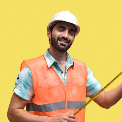 Artisan souriant représentant la satisfaction des clients LFDA Groupe